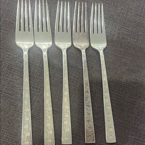 Silver Lace SILVERPLATE 1847 ROGERS BROS INTERNATIONAL  Silver Forks replacement
